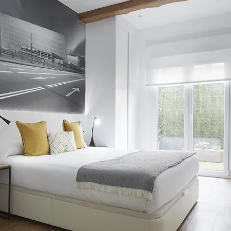 Always Easy I Zurriola Сан-Себастьян